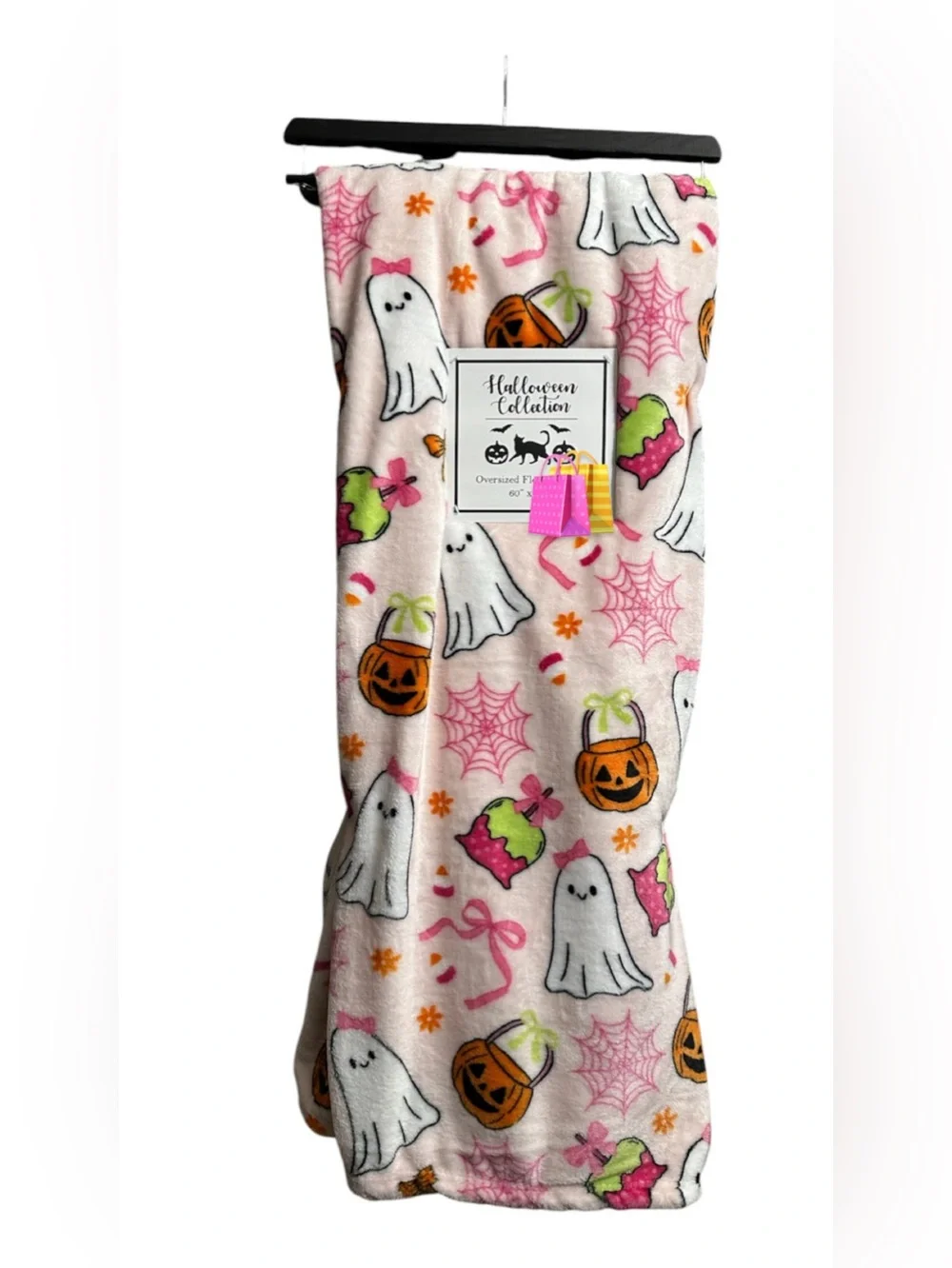 Halloween Ghost Plush Throw Blanket - Pink & White